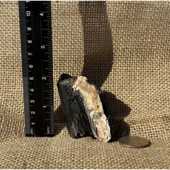 Tourmaline With Matrix 2" Raw 96g - Picture 4 of 13